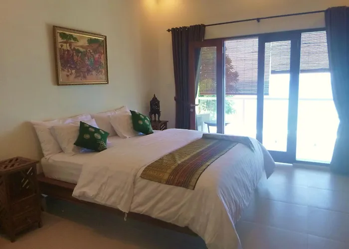 Casa De 3*