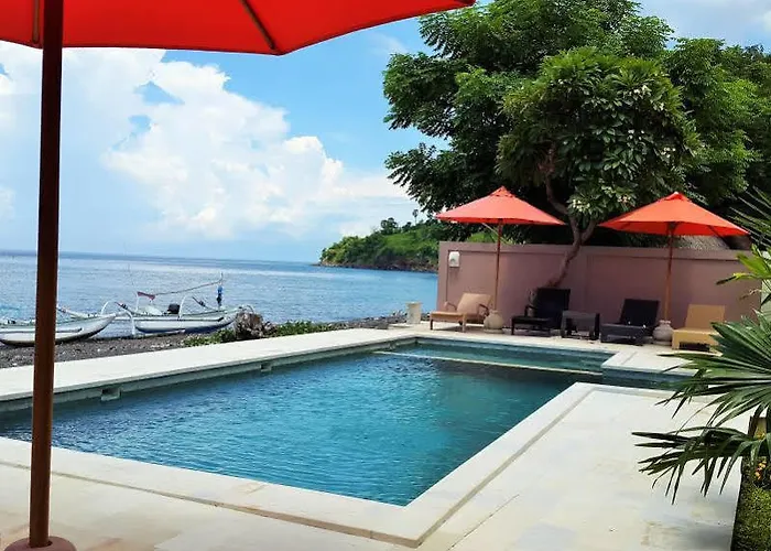 Casa De 3*